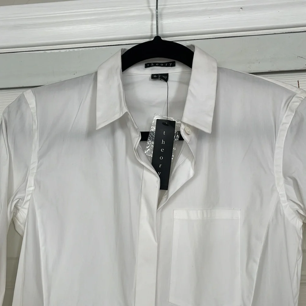 Theory set flare jeans and white long sleeve - Picture 7 of 10